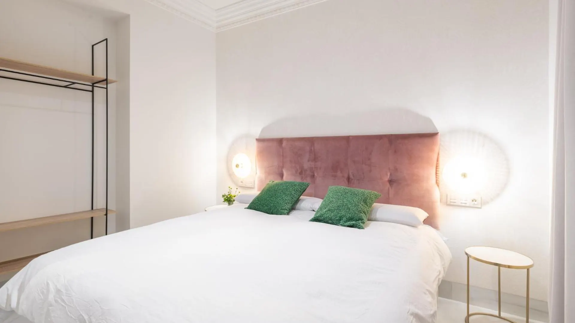 Apartment Apartamentos Pinar Malaga Centro Spain