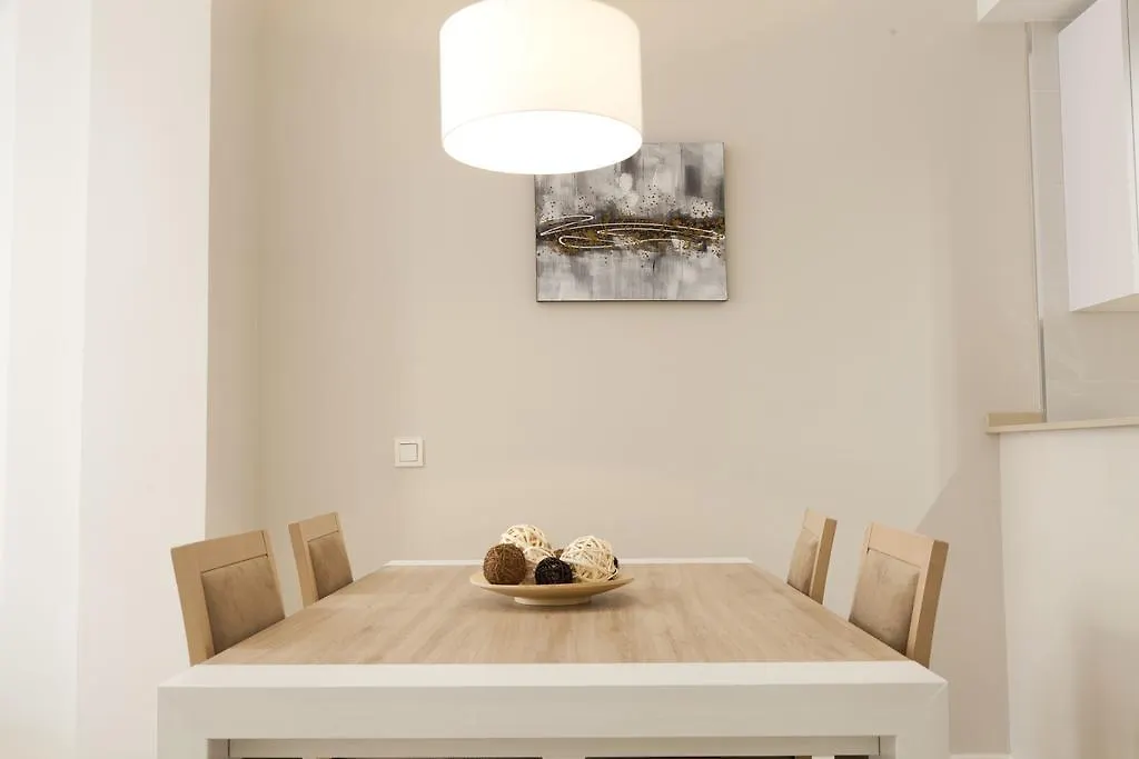 Apartamentos Pinar Malaga Centro 0*,