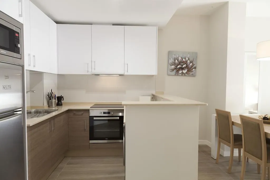 Апартаменты Apartamentos Pinar Malaga Centro